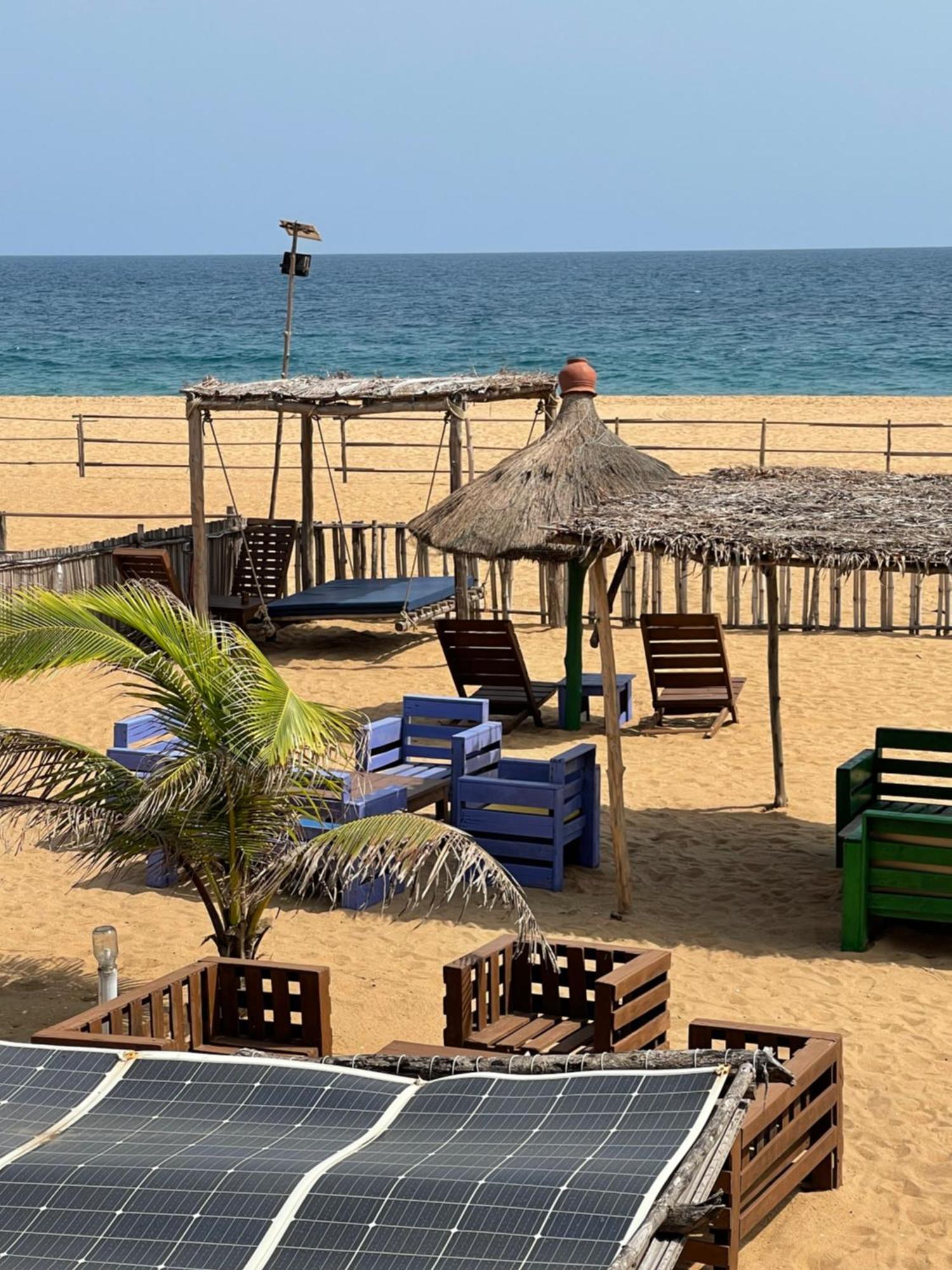 Tata Beach Hotel Cotonou Bagian luar foto